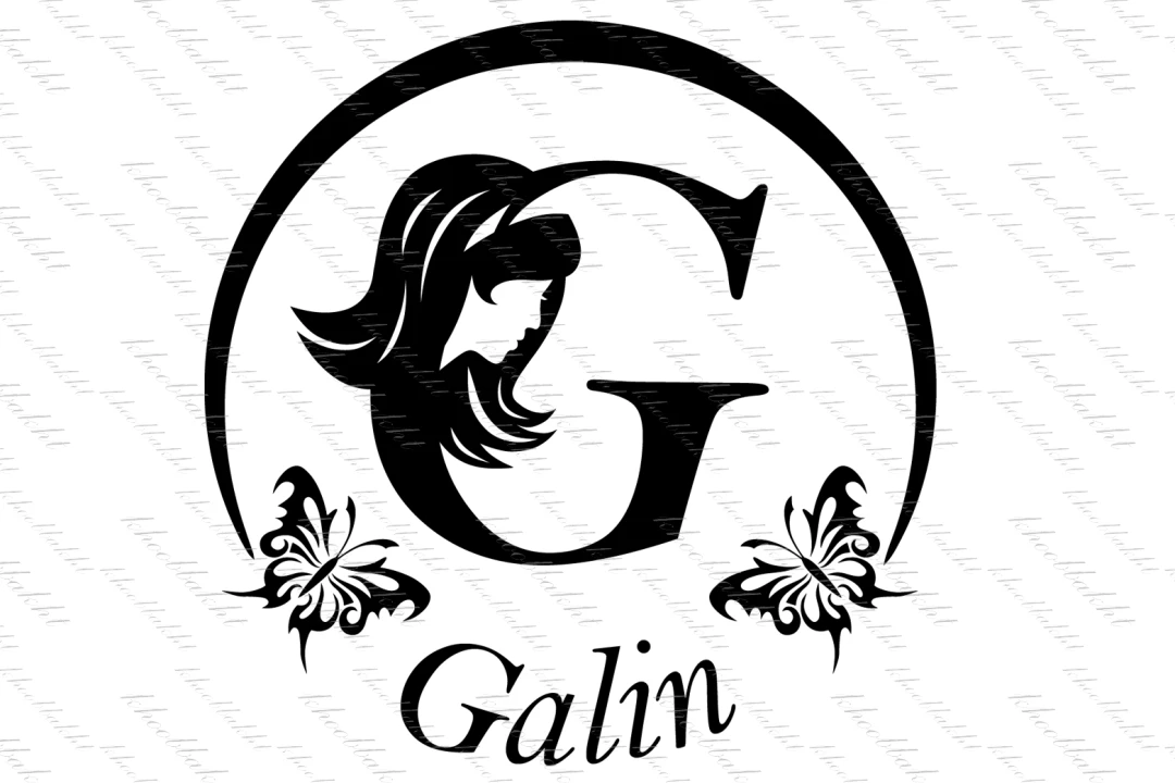 دانلود طرح وکتور لوگوی سالن زیبایی زنانه متشکل از سر زن و پروانه و حرف G
