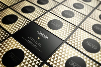 کارت ویزیت لایه باز طلایی و مشکی طرح دوم