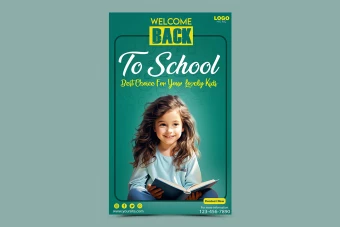 پس زمینه استوری بچه در حال کتاب خواندن