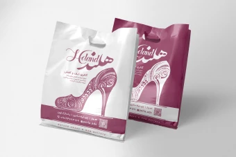 طرح ساک دستی کیف و کفش فروشی شامل وکتور کفش زنانه