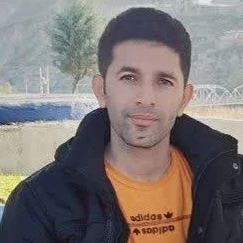 ایوب سروستانی