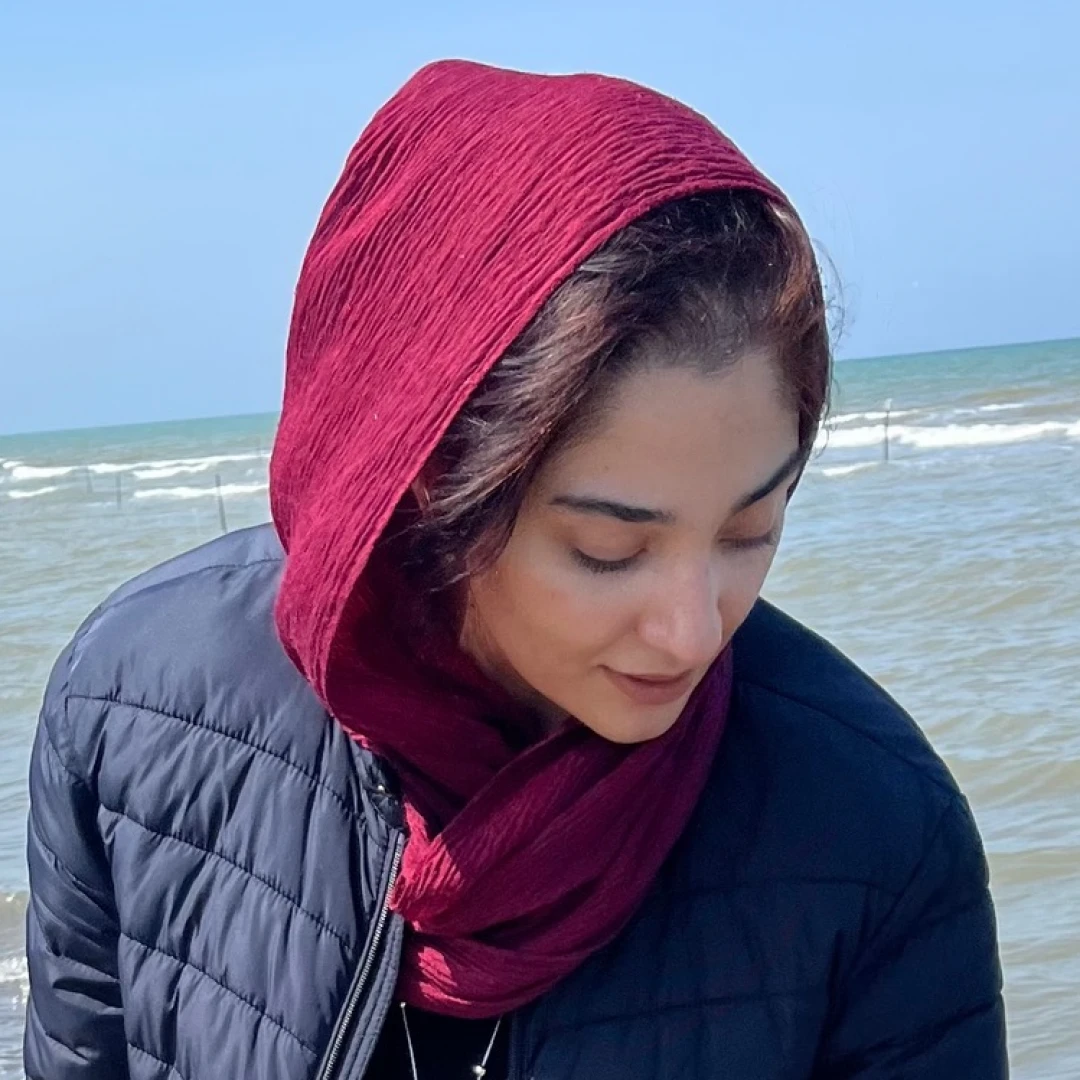 زینب مؤمنی
